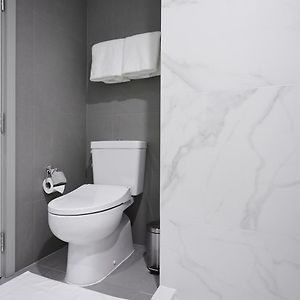 Standard Studio Twin Room